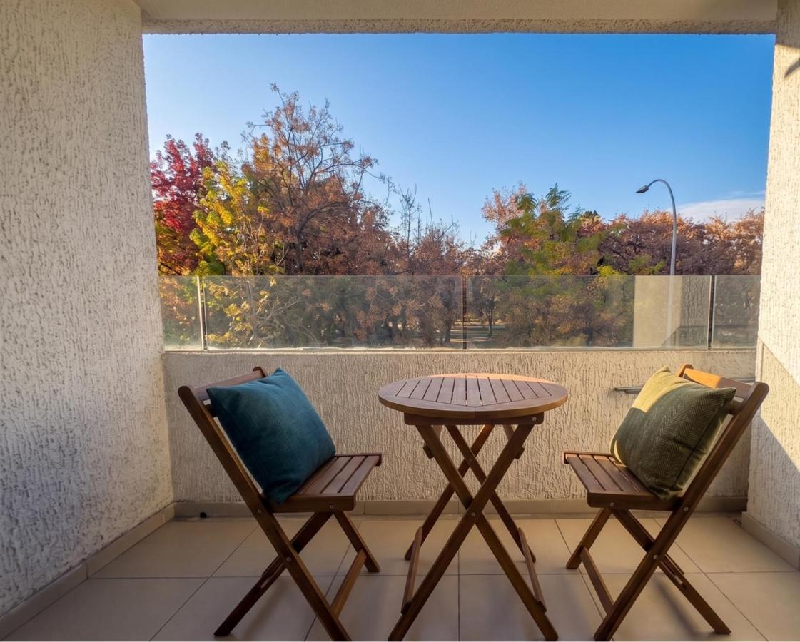 2D2B I Estacionamiento I Parque Los Reyes - B&B Santiago del Cile