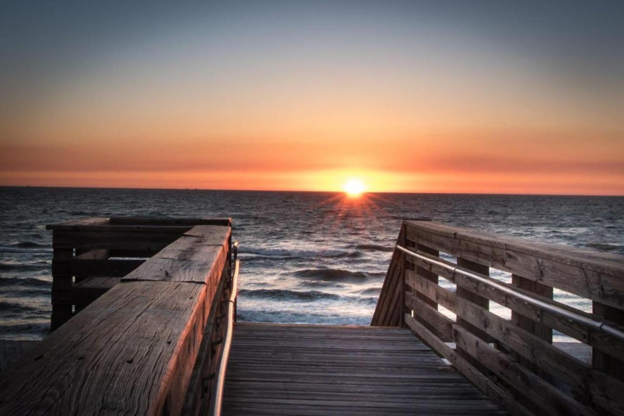 Pelicans Post- Close to Downtown & Beaches - King Bed - Boat Parking - NO Pet Fees ! - B&B Port Saint Joe