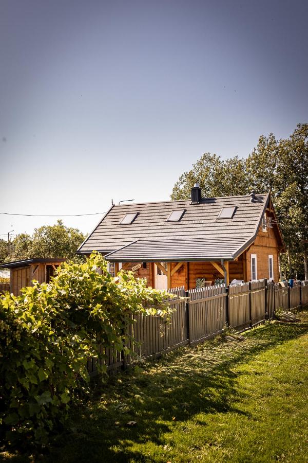 Na wsi Zalesie 53 - B&B Gmina Wyszki