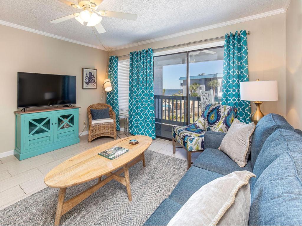 Beach Racquet B219 - B&B Tybee Island