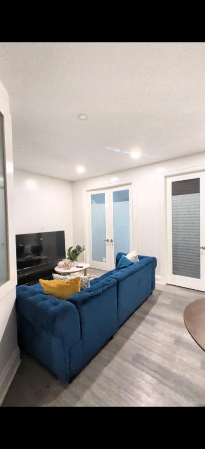 Modern North York Home Near Airport and York University - Ferienwohnung Toronto