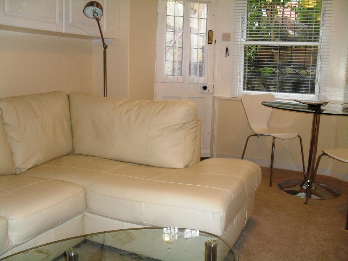 corwen holiday apartment - B&B