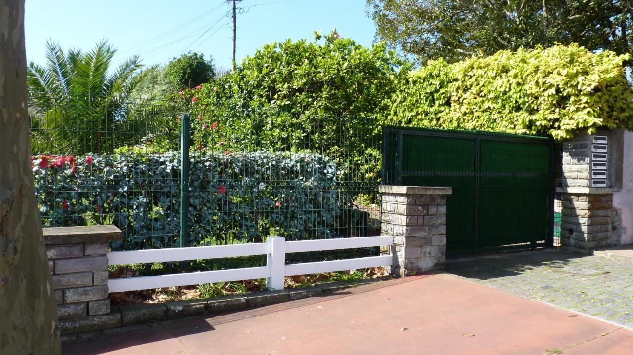 AZORES GARDEN HOUSE - Suites B&B and Private Apartments - Self Access KEYBOARD - B&B Ponta Delgada