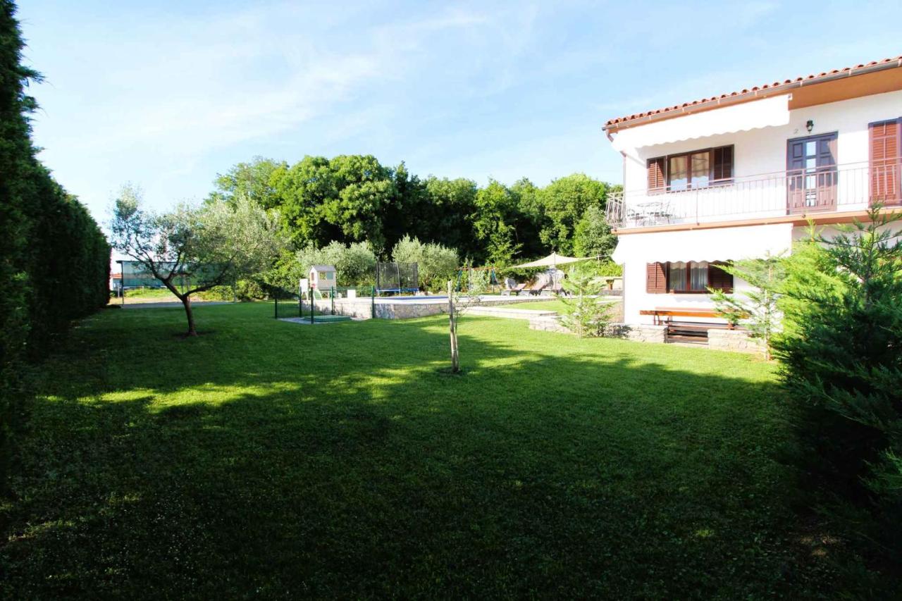 House and Apartments in Labin 8758 - Chambres d'hôtes Labin