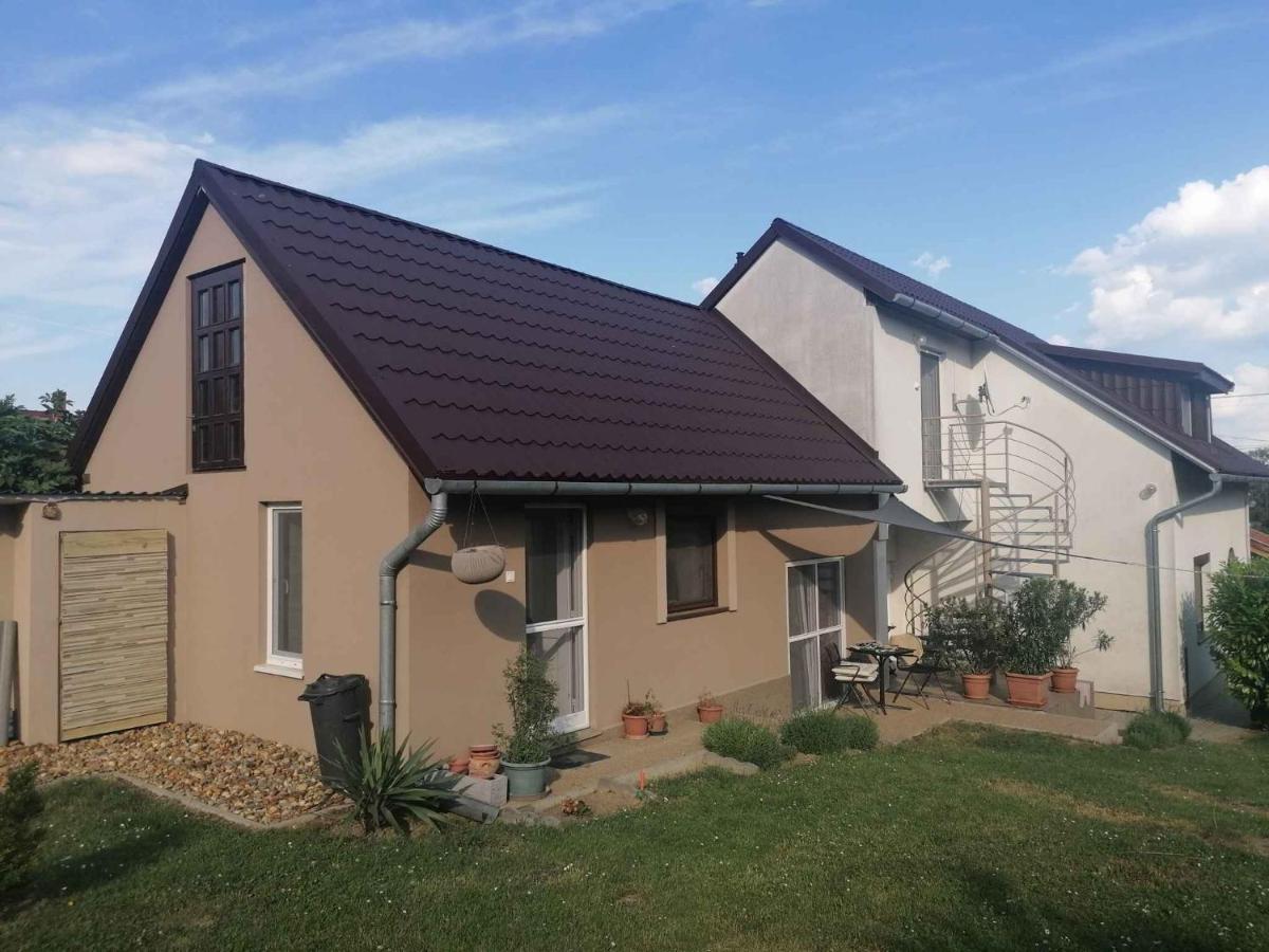 Apartments in Balatongyörök 34590 - B&B Balatongyörök