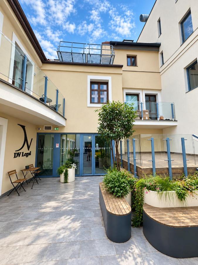 Apartment Blue House - Old Town, AC, Free Private Parking - Chambres d'hôtes Bratislava