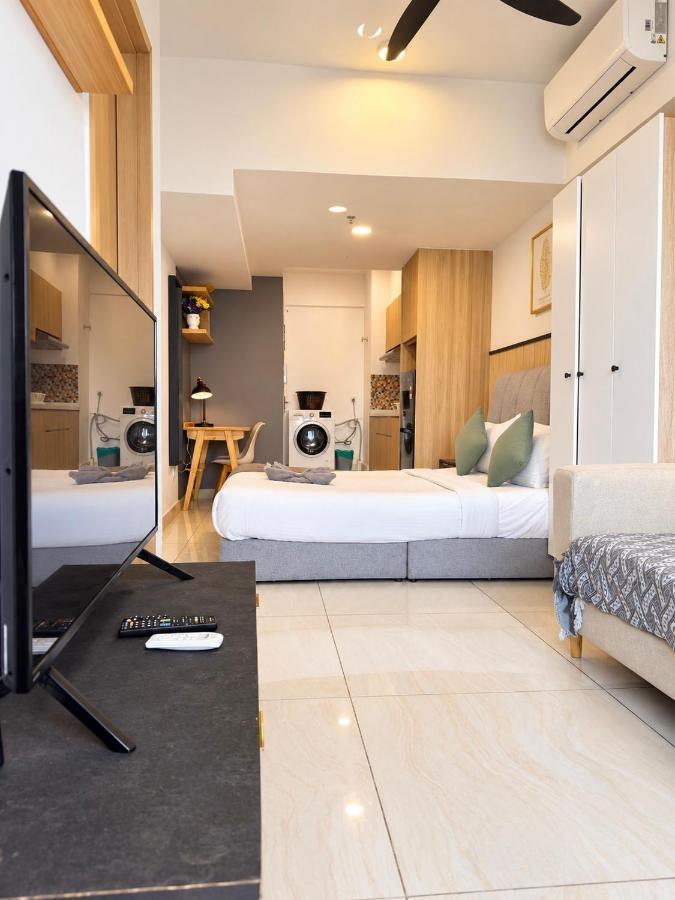The Colony Infinitum Near KLCC With Rooftop Pool By Nazz - B&B Kuala Lumpur