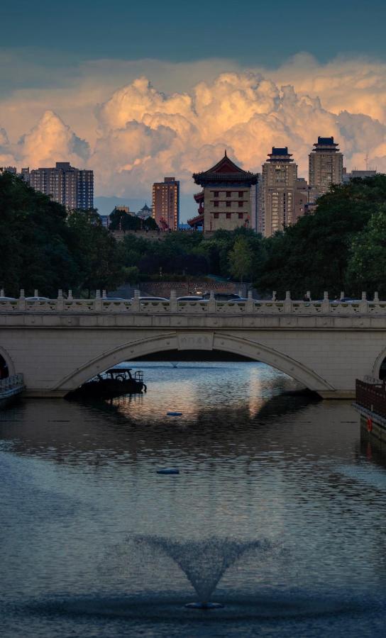 Lucky Downtown Xian Family Suite near Bell Tower City Wall - Bed and Breakfast Xi'an