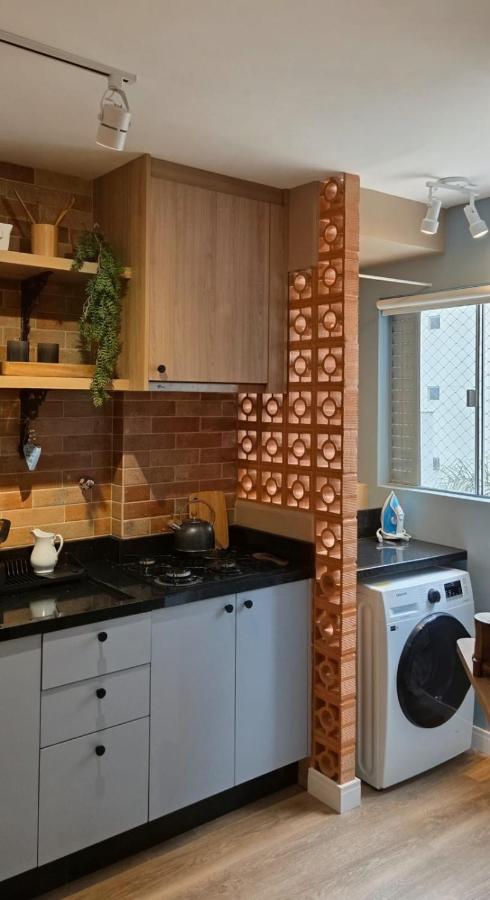 Balneário com estilo, vaga, próximo ao mar! - B&B Balneário Camboriú