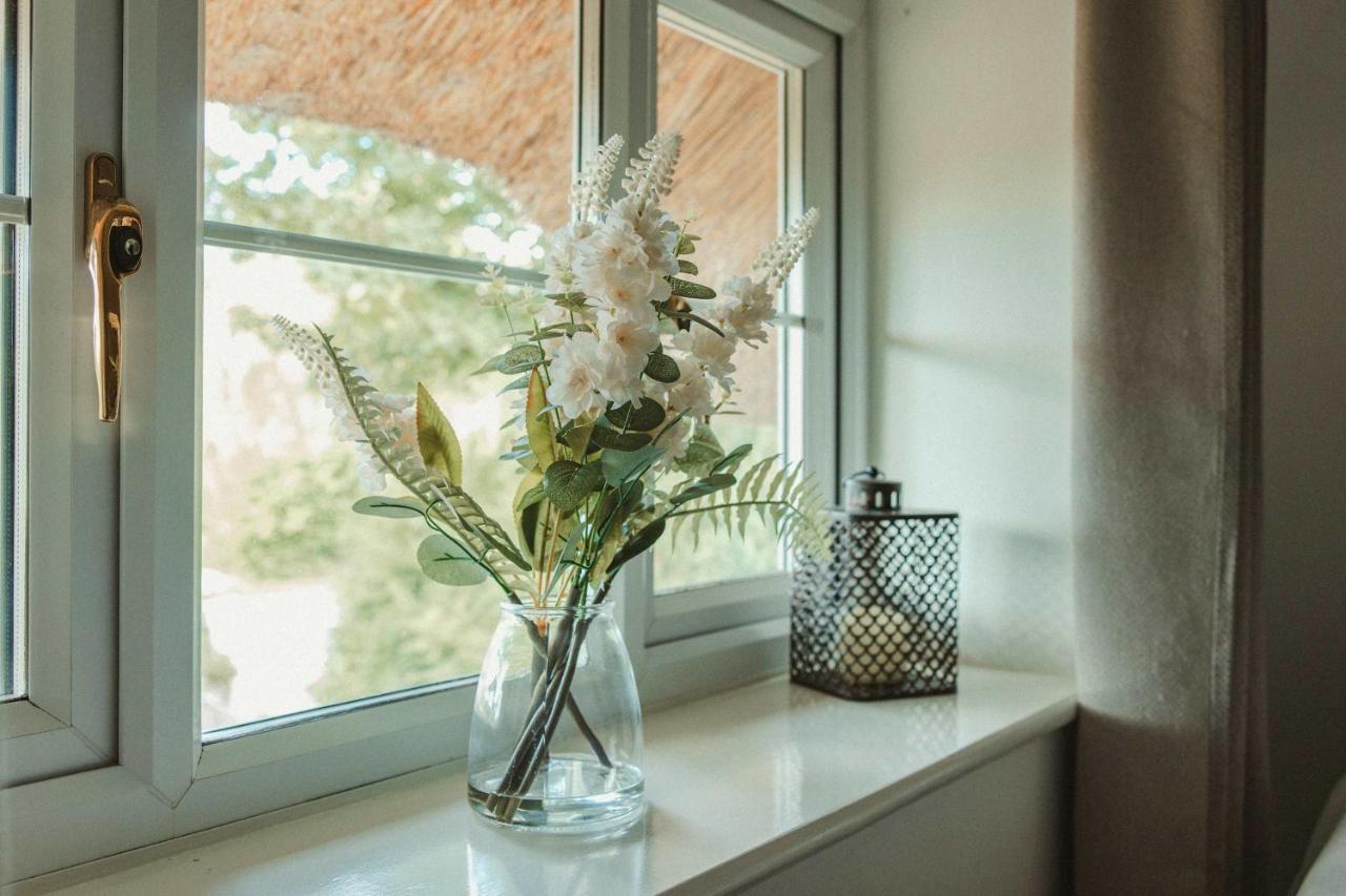 Kings Cottage - Heart of the Deverills - EV Point - B&B Warminster