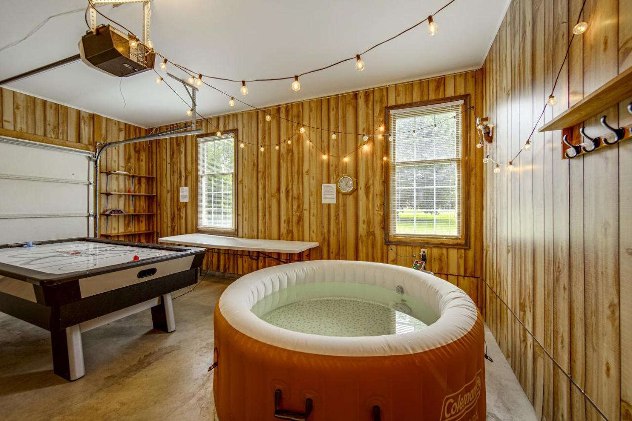Charming Lewisburg Home w/ Hot Tub & Games! - Ferienwohnung Lewisburg