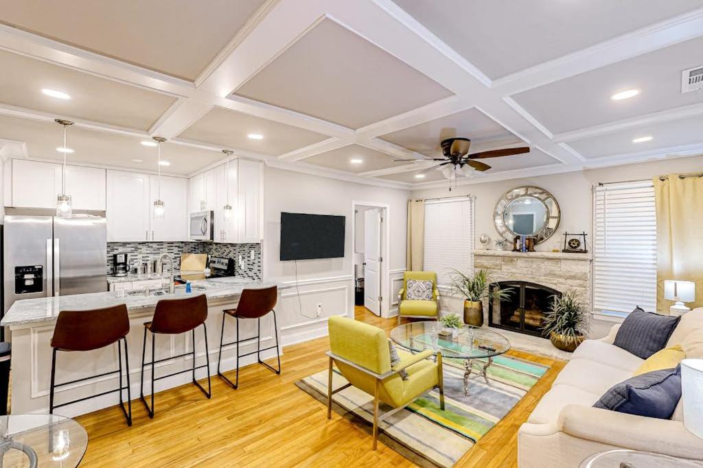 Blissful Bungalow - Bed and Breakfast Atlanta