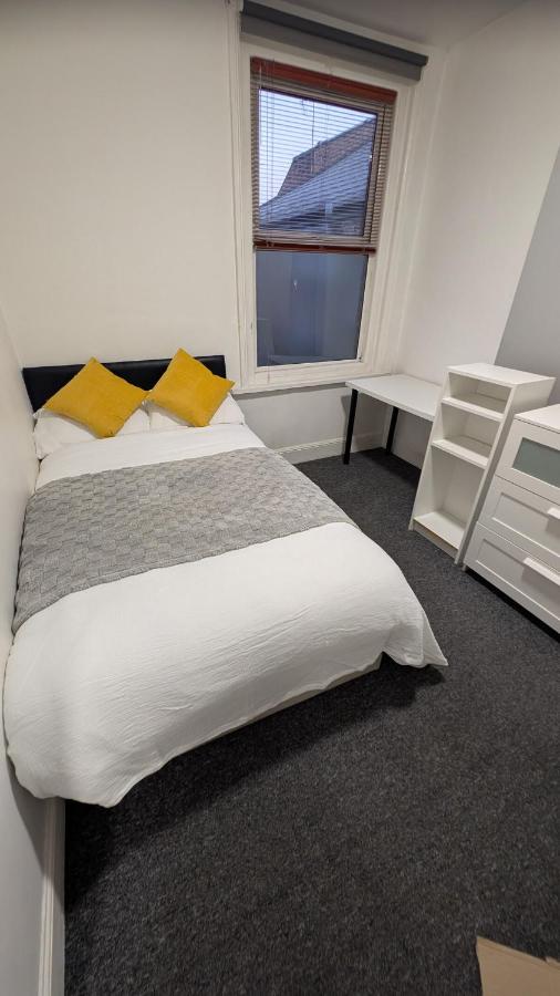 Southsea 3 Bed Flat Spacious & And Comfortable - B&B Portsmouth