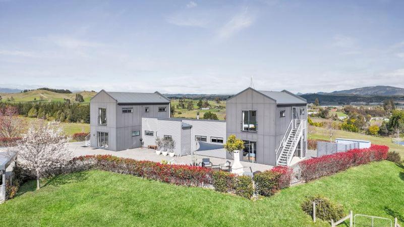 Tasman View Accommodation - B&B Lower Moutere