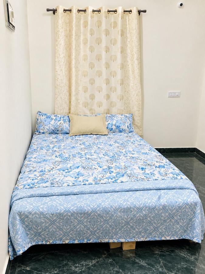 Spacious 3BHK near BIEC, IKEA, NICE ROAD & Metro - B&B Chik Bānavar