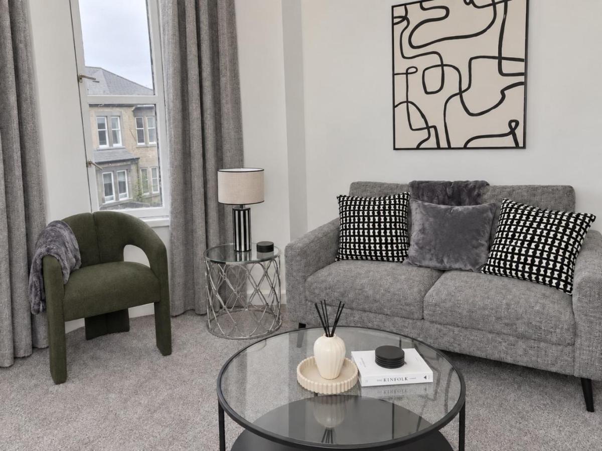 Free Parking - City Centre - Sleeps 3 - 2 Bedroom - Ferienwohnung Glasgow