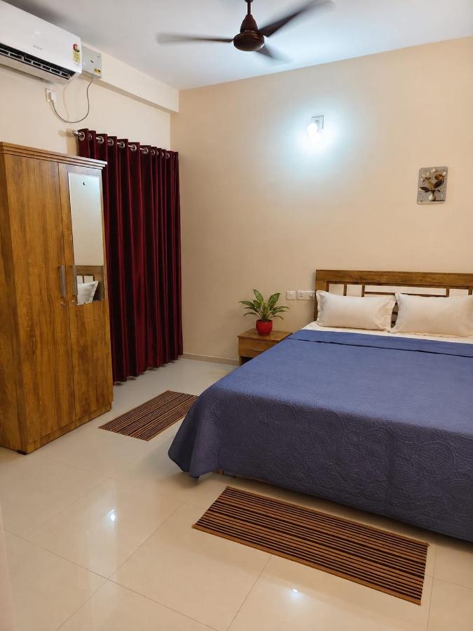 Manjadi Stay 2 BHK 2 AC Bedroom Apartment 160m to Guruvayur Temple - B&B Guruvāyūr