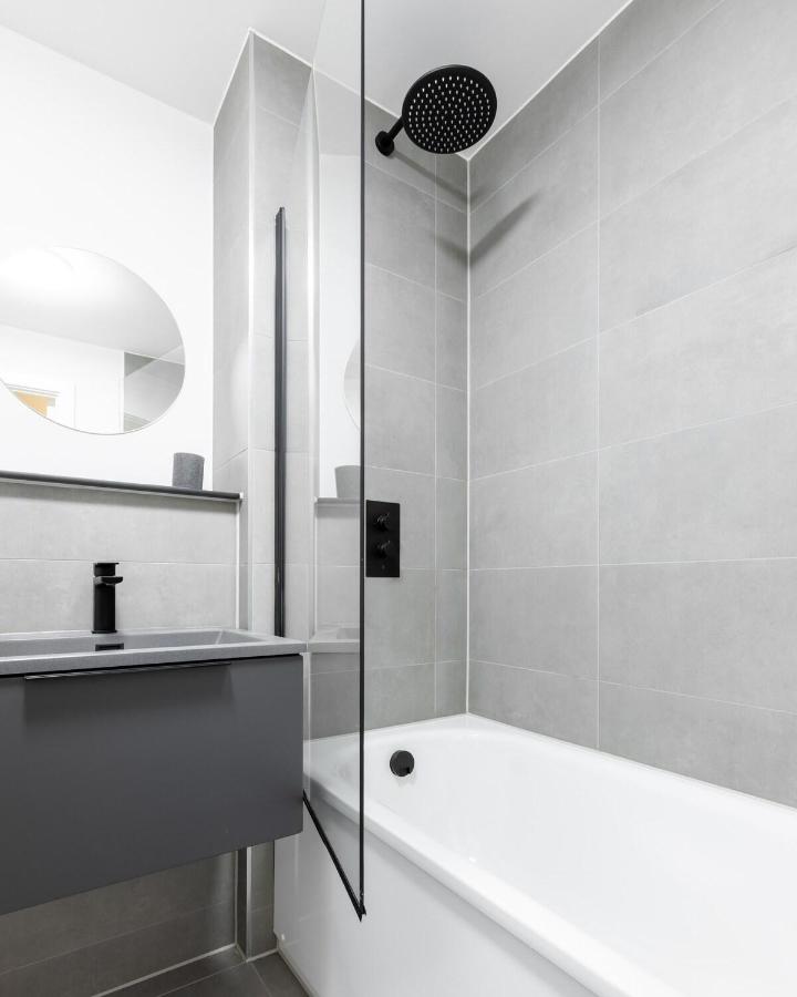 Spacious 3BR Manchester City Centre Escape - Chambres d'hôtes Manchester