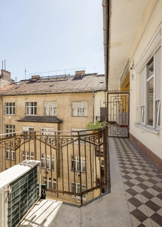Dream Stay in Budapest-Steps to BudaEye &FashionSt - B&B Budapest
