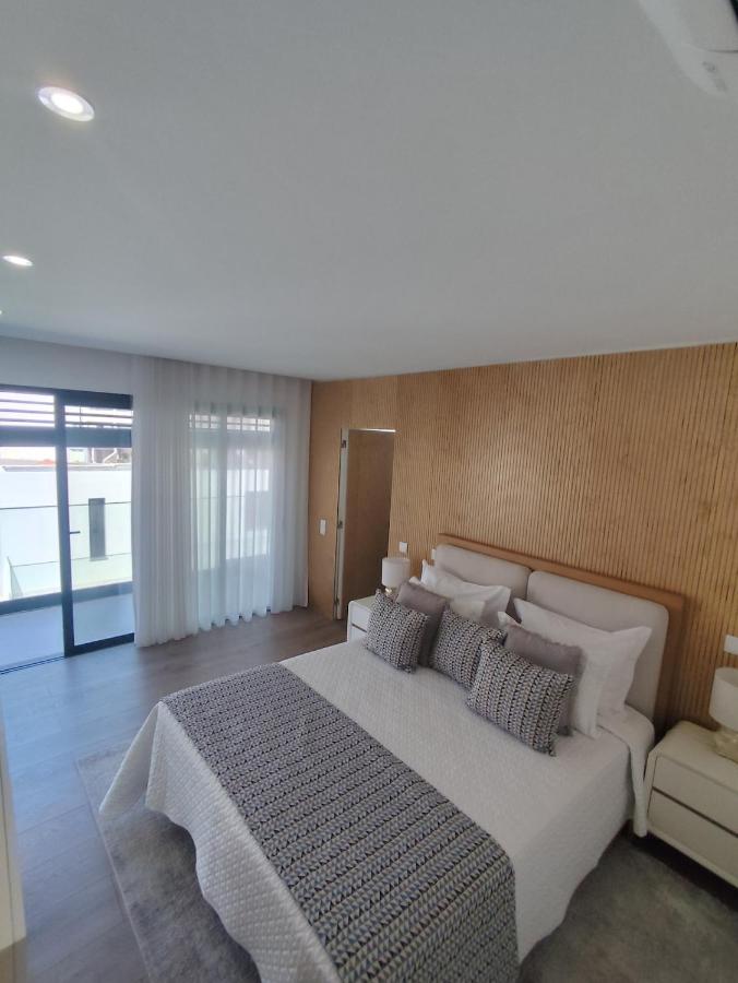 Apartamento da Vargem - Premium 3-Bedroom Penthouse with Rooftop, Jacuzzi & BBQ - B&B Caniço