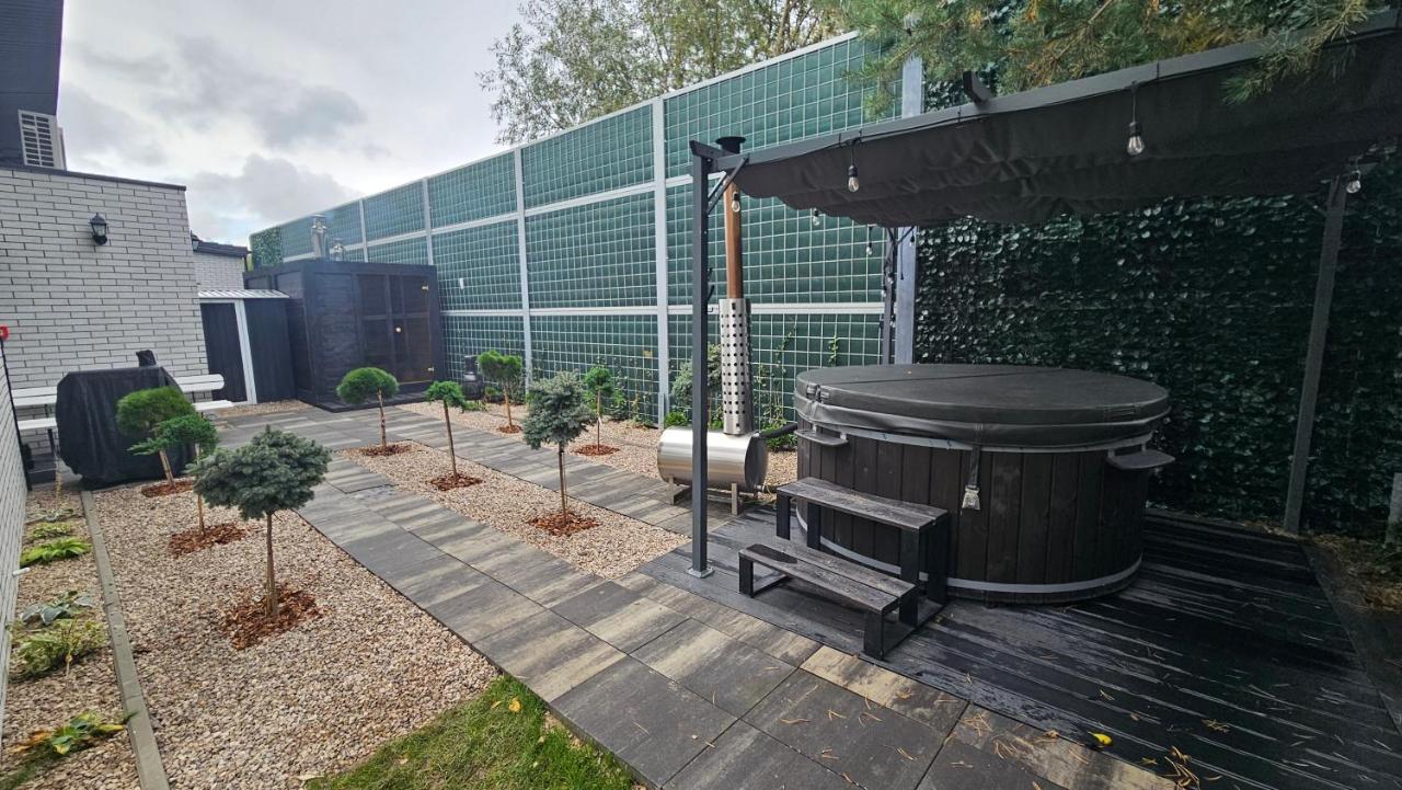 RAJSKIE REZYDENCJE-LUXURY SPA Jacuzzi i Sauna - B&B Bilcza