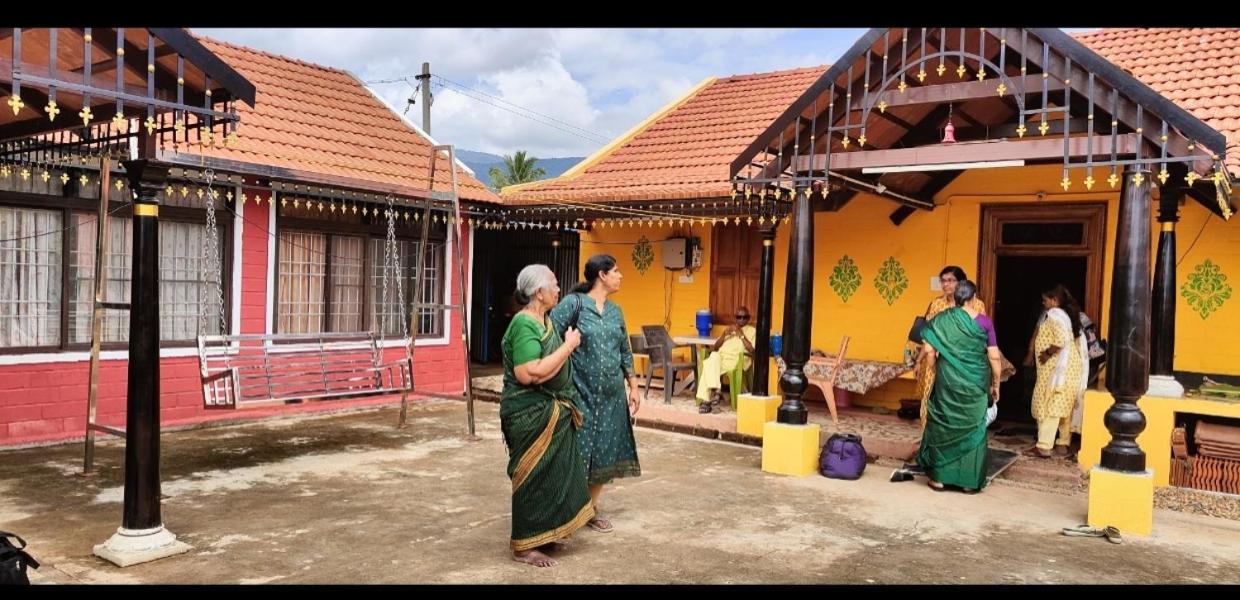 Rini farms - B&B Paramanandal