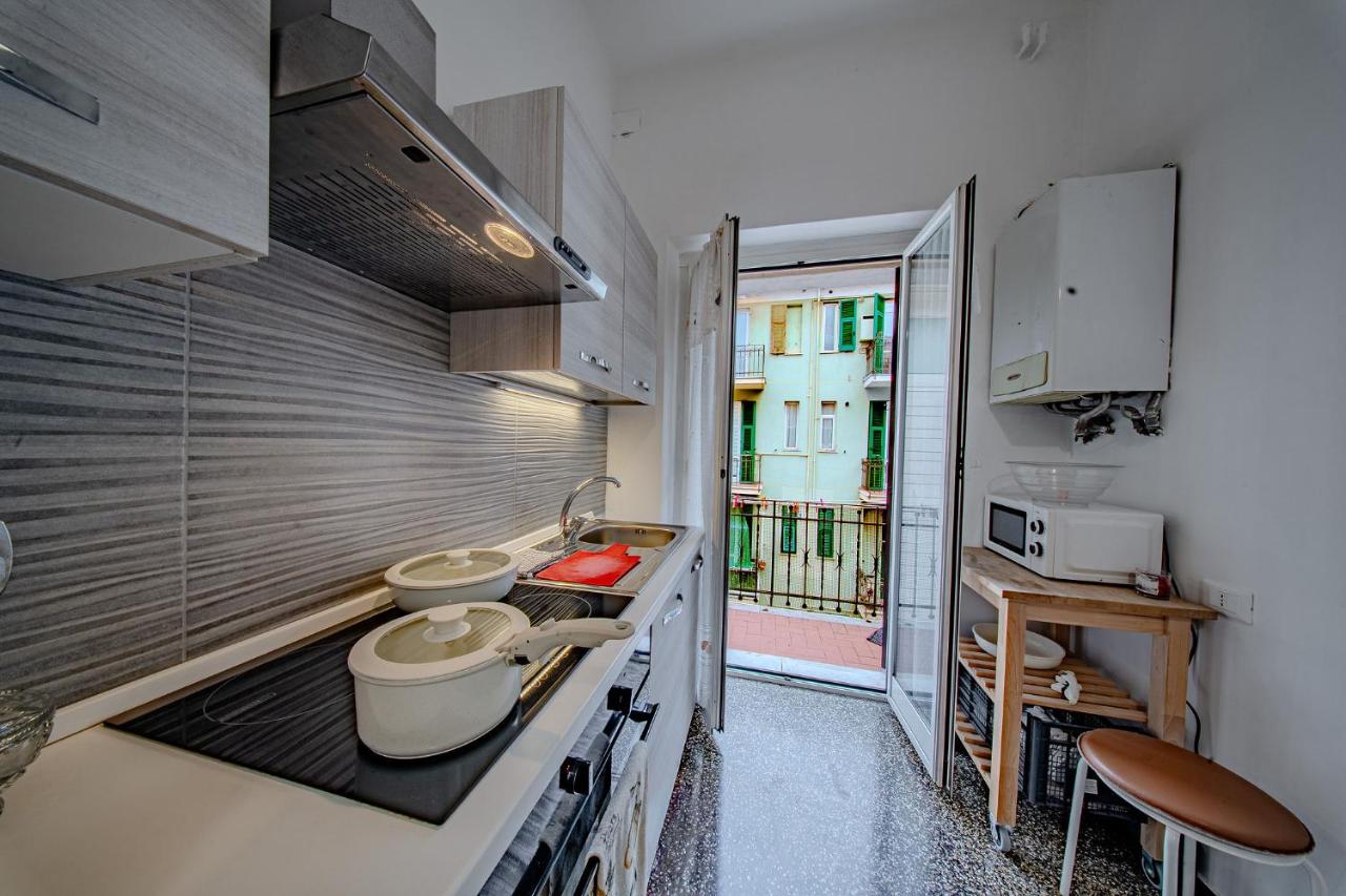 APARTMENT KATE on the PORT - Bed and Breakfast Genua