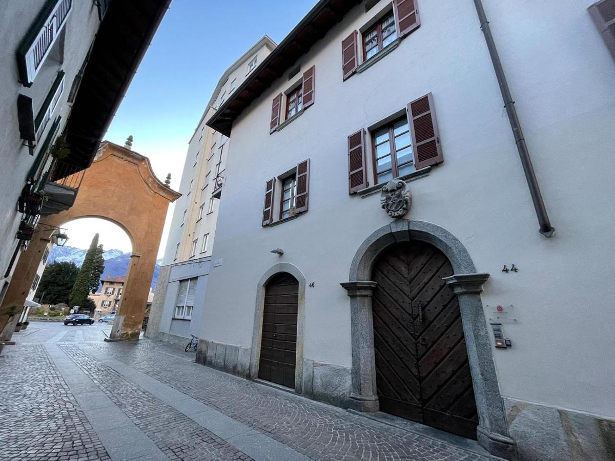 Palazzo Giani - Luxury Apartments - Bed and Breakfast Chiavenna