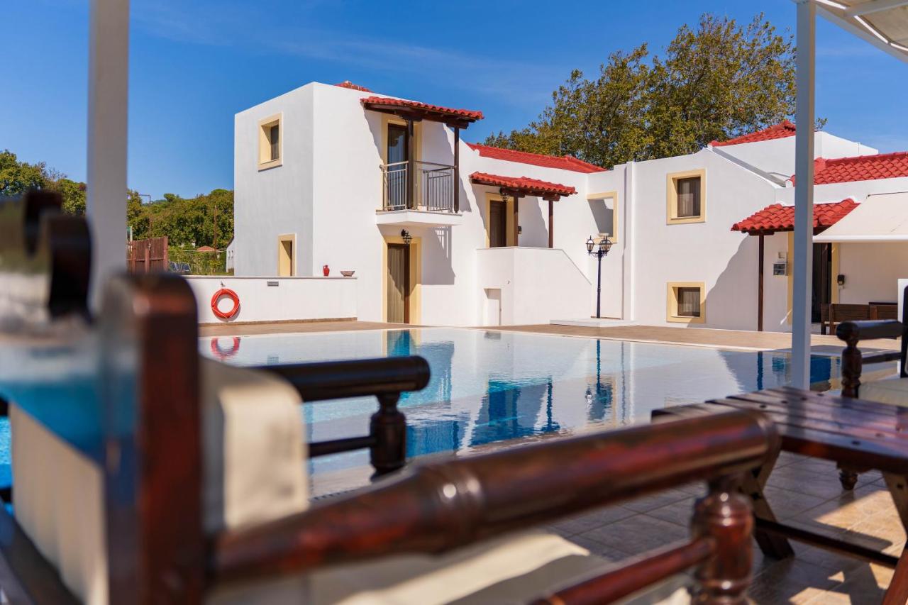 Parissis Eden Villas Skiathos, A Mediterranean Hideaway - Bed and Breakfast Troulos