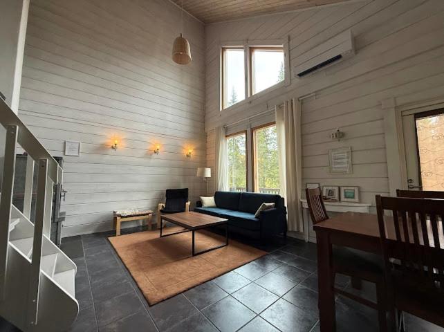 Salmikunnaan Huvila A - B&B Ruka