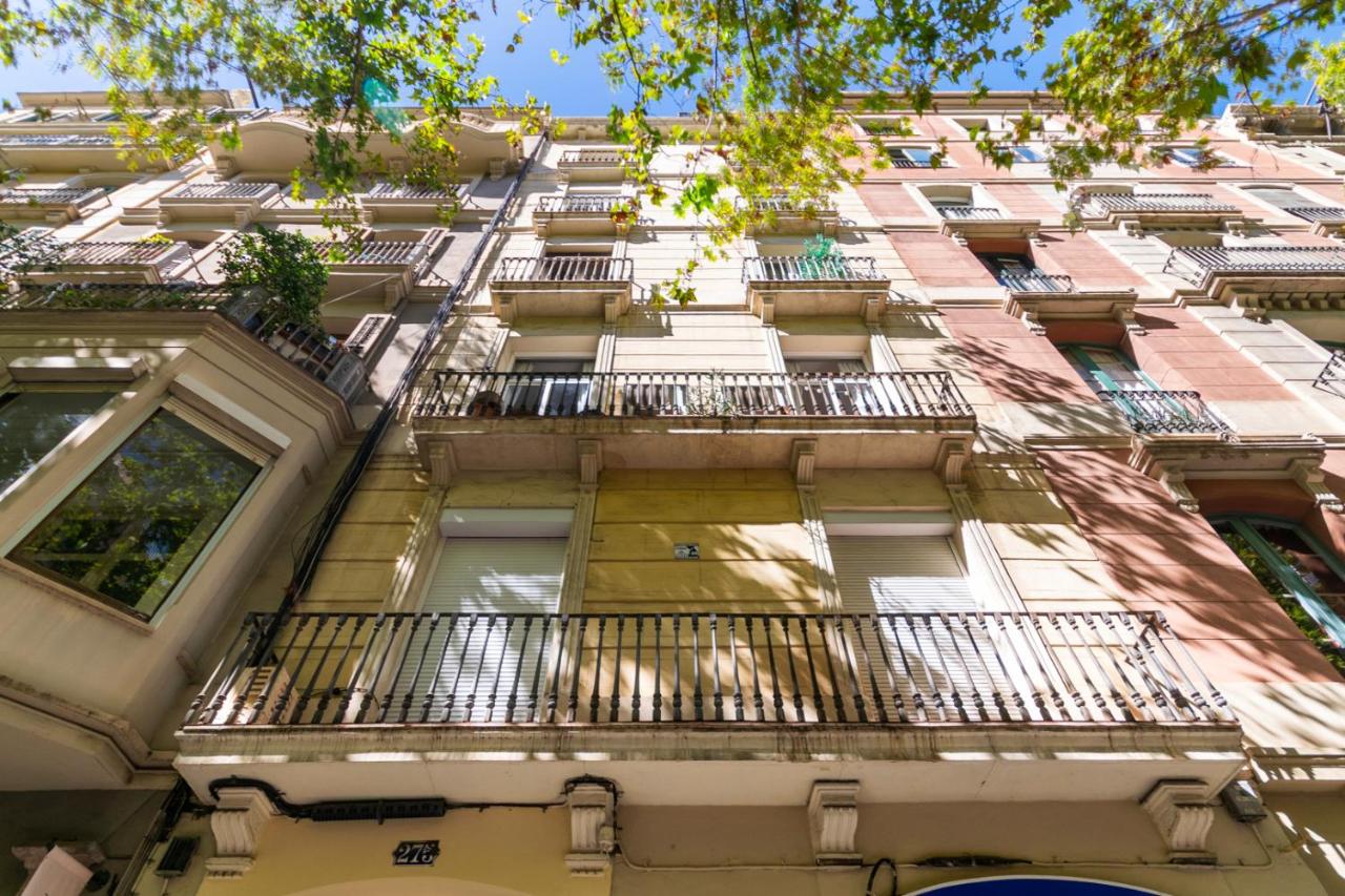 Petit Rosselló - B&B Barcelona