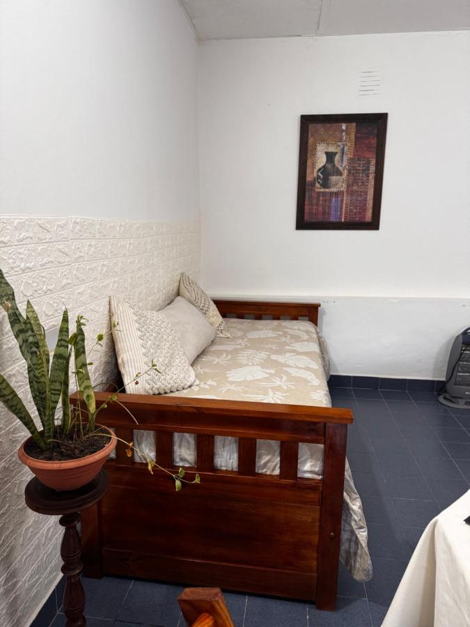 Bambú Los Perales Dpto Familiar con Estacionamiento - B&B San Salvador de Jujuy