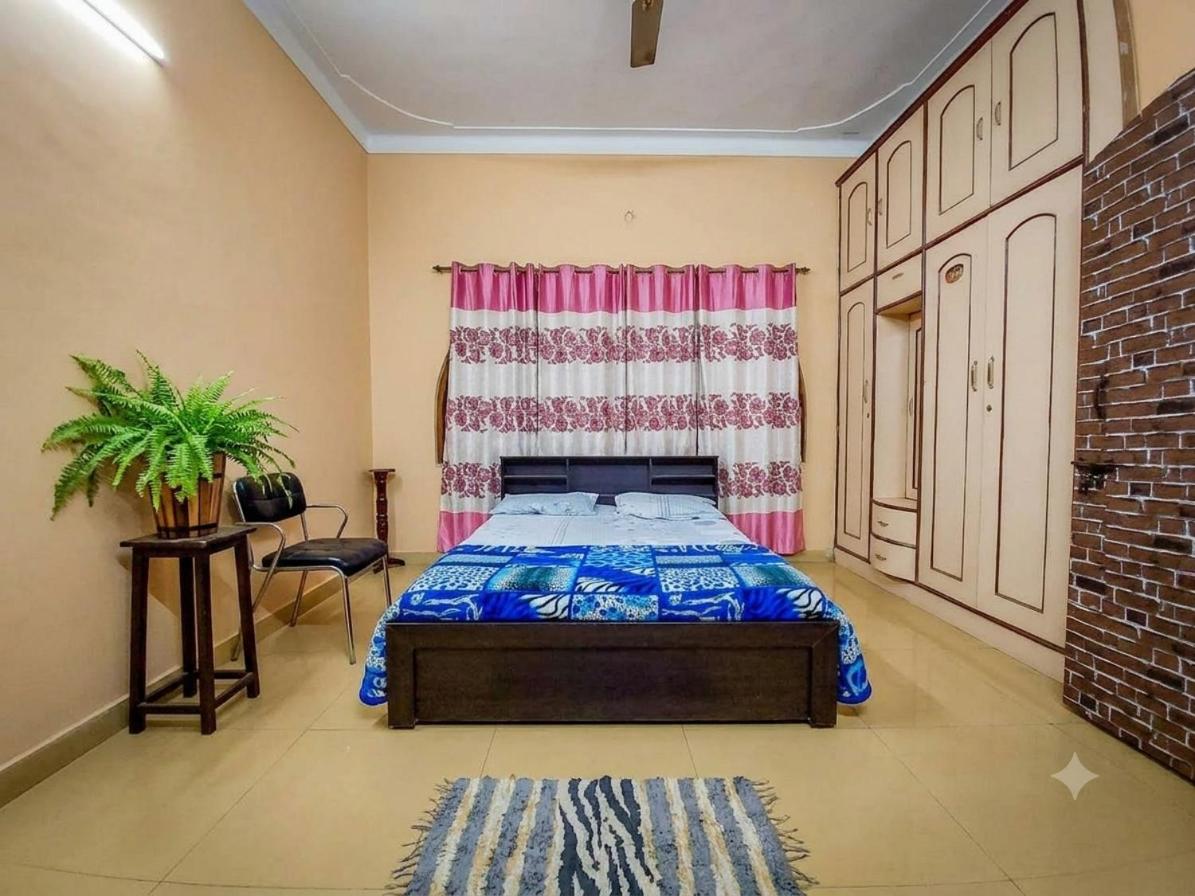 Dasara Mysore Homestay - Bed and Breakfast Mysuru
