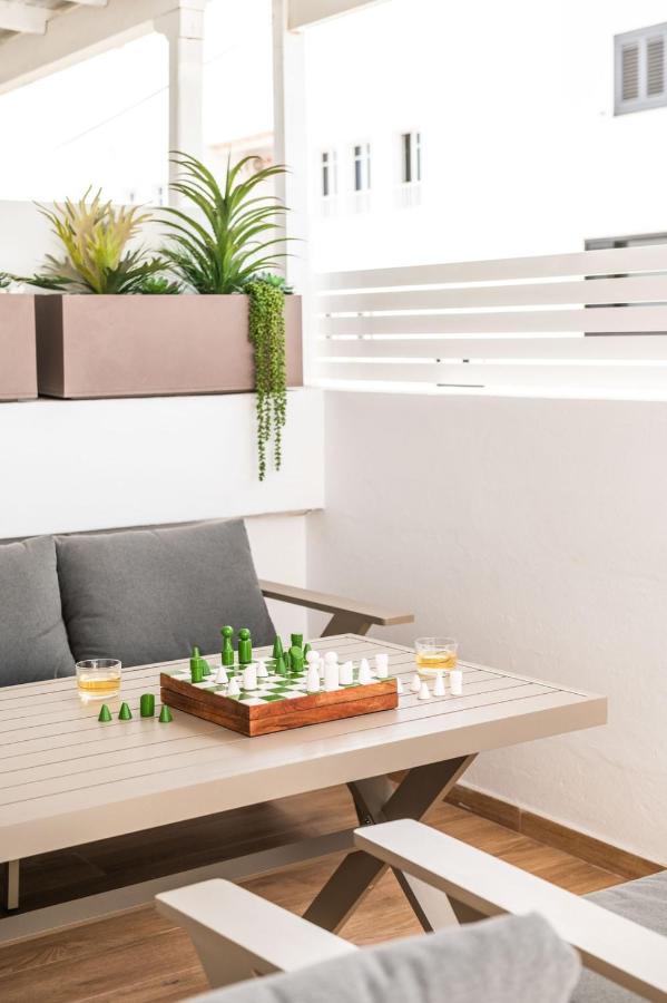 Canaryislandshost I Estela - B&B Arrieta