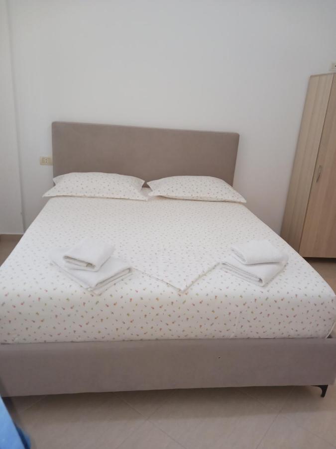 Vila Çuka - Bed and Breakfast Durrës