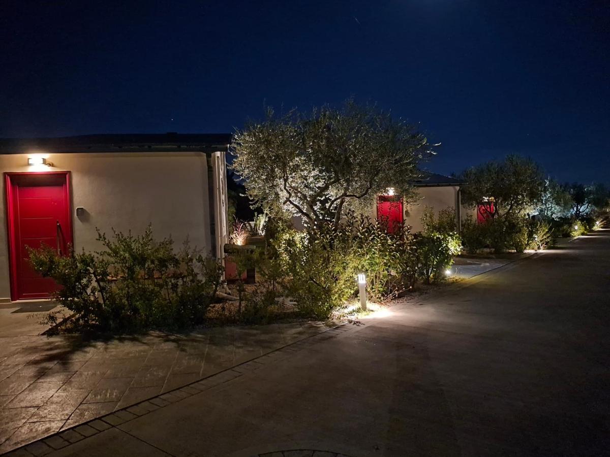 Elia Suites - Ferienwohnung Tolofón