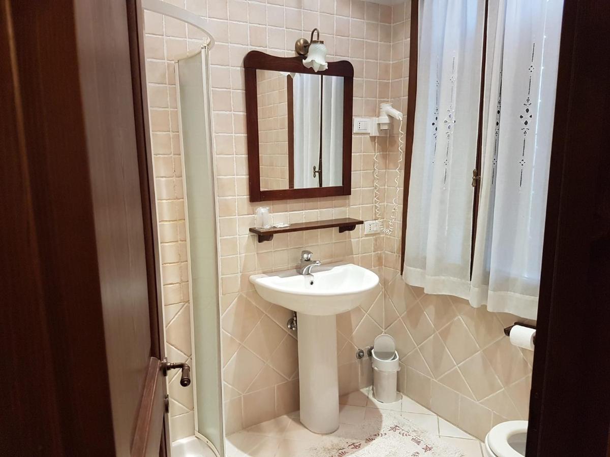 Camera Doppia con Letti Singoli