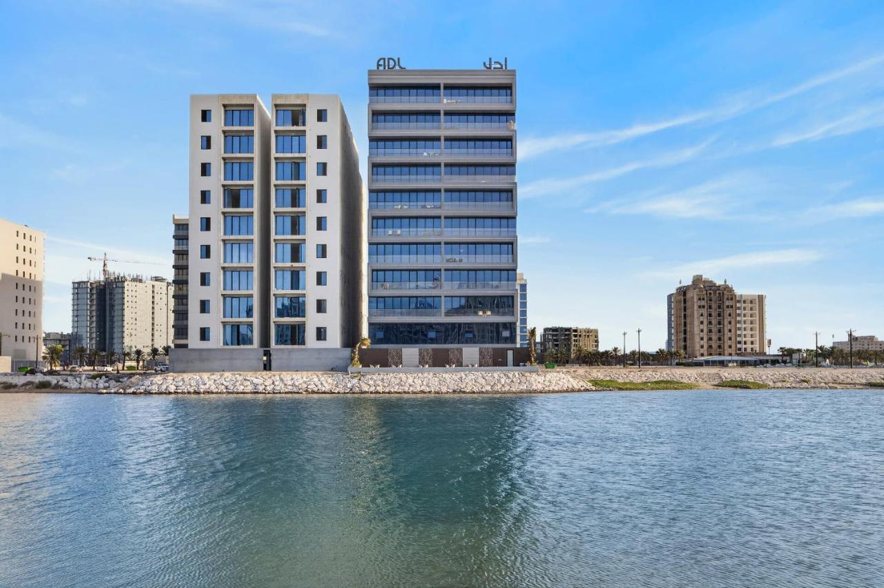 شقة فاخرة بإطلالة بحرية 3 غرف نوم وشاشة 98 بوصة - Ferienwohnung Khobar