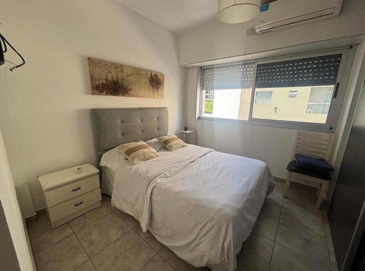Departamento céntrico av13 - Ferienwohnung La Plata