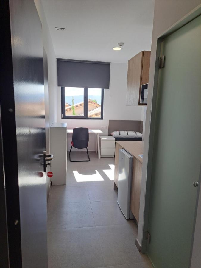 Rum Alojamientos Hostal FRENTE UCAM - Ferienwohnung Murcia