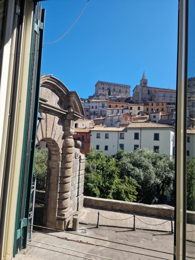 Soggiornare accanto a palazzo Chigi Albani - B&B Soriano nel Cimino