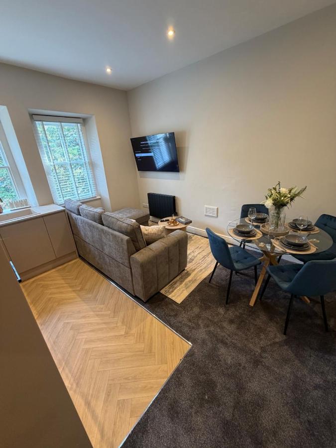 Modern 2 Bed Sea View Apartment Sleeps 6 - Ferienwohnung Penmaenmawr