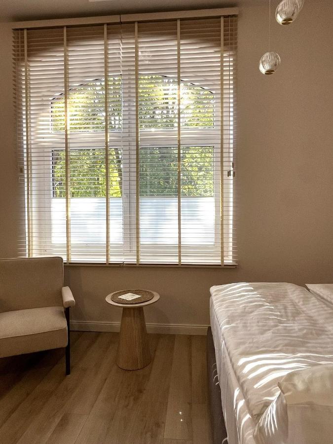 Apartament Przy Parku Szczawno Zdrój - Bed and Breakfast Szczawno Zdrój