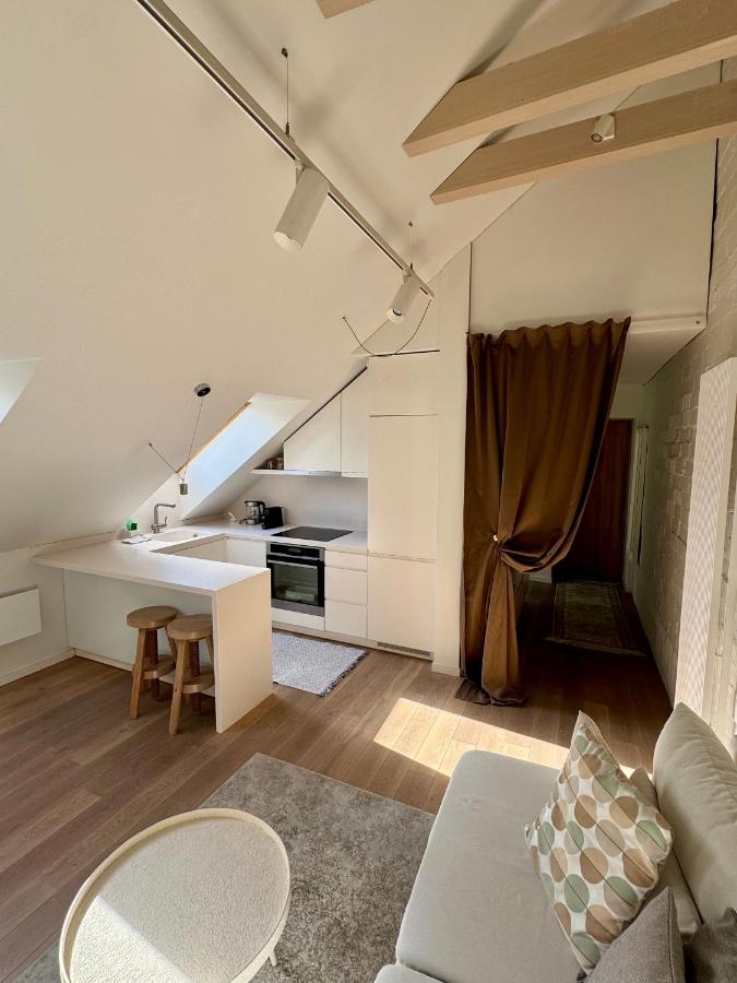 Old Town Apartment with FREE Parking - Ferienwohnung Marijampolė