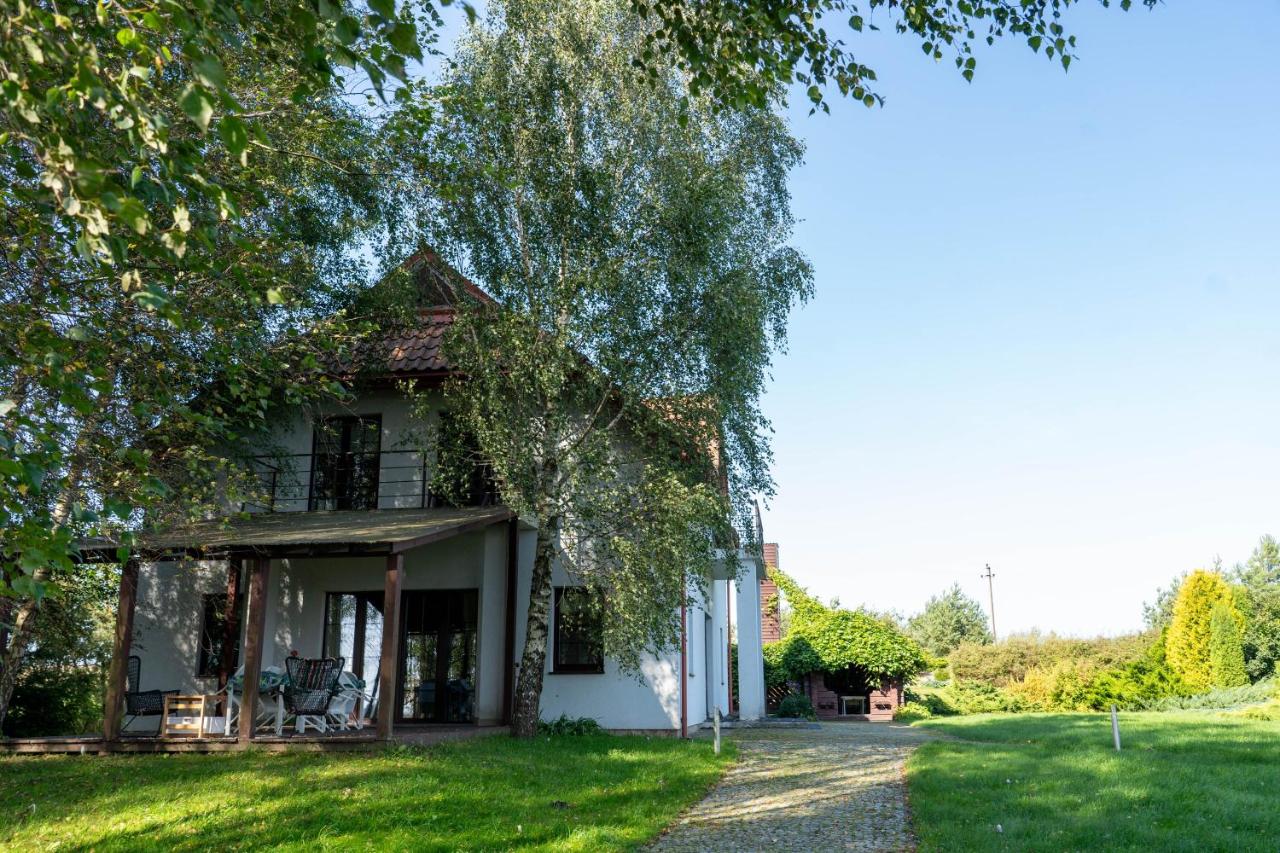 300 m Private Villa near Vilnius - B&B Zatišius