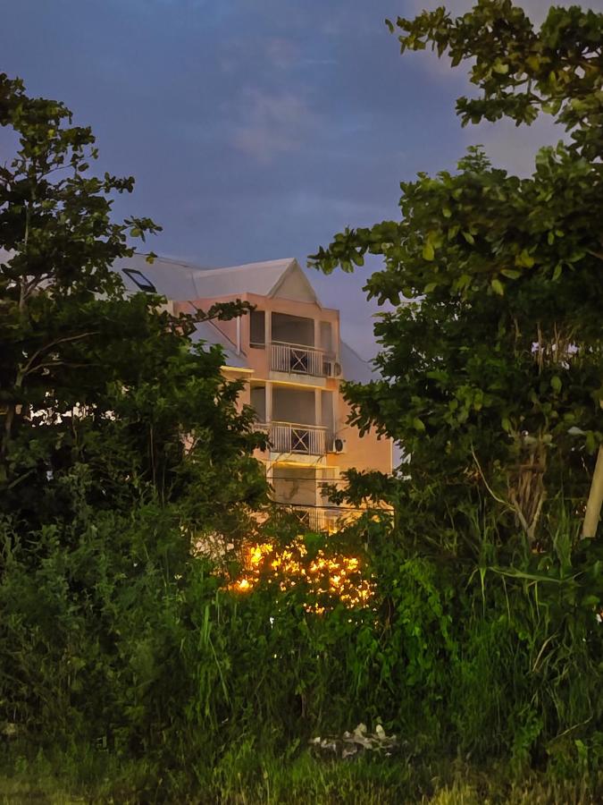 Tianna Blue Paradise T2 de standing, bord de mer - B&B Sainte-Anne