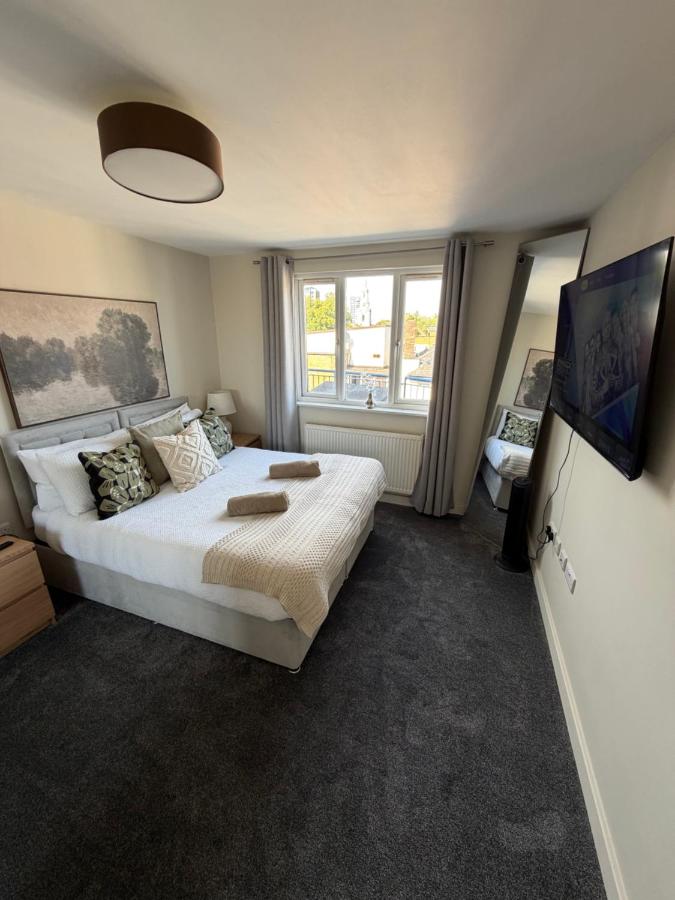 Stylish 1BR Flat Close to Canary Wharf - B&B London