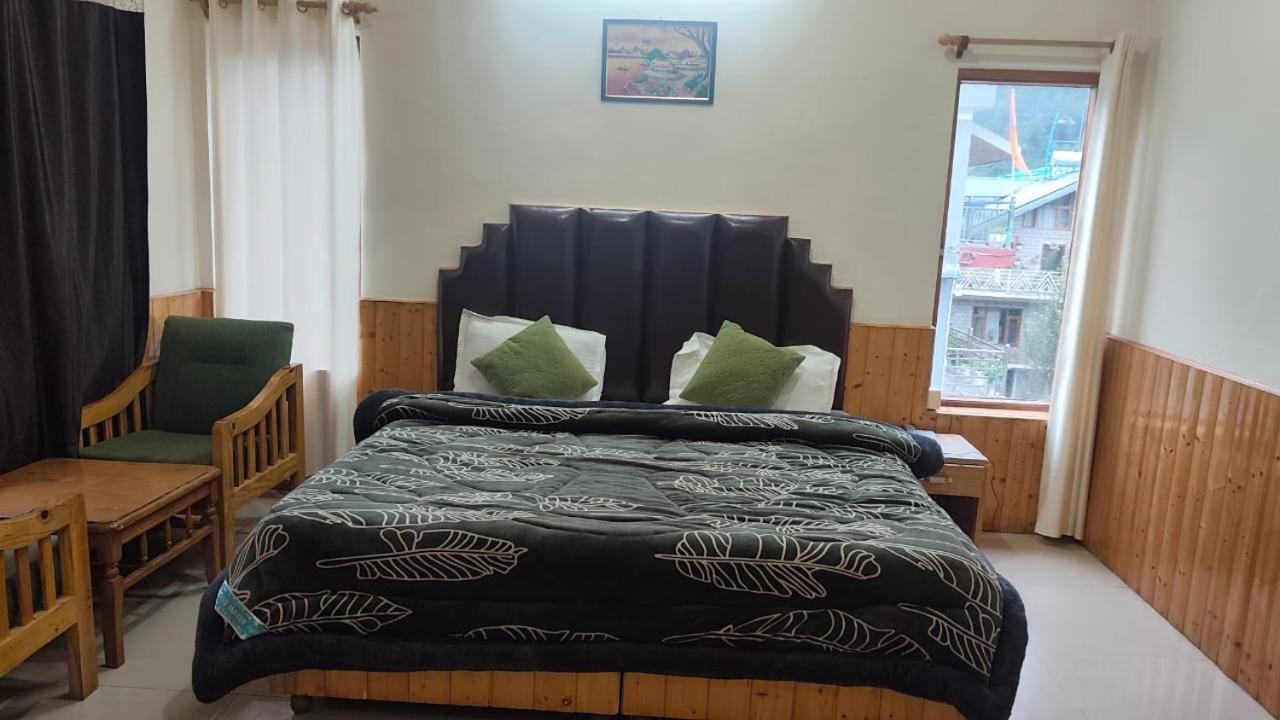 Shanag's vilaa - Bed and Breakfast Bashist