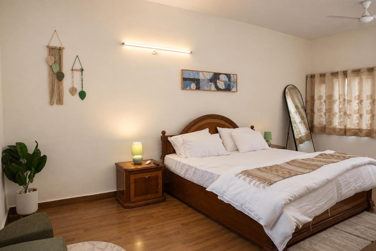 Ziva Homes, Block E , GK 2 near M Block Market - Ferienwohnung Neu-Delhi