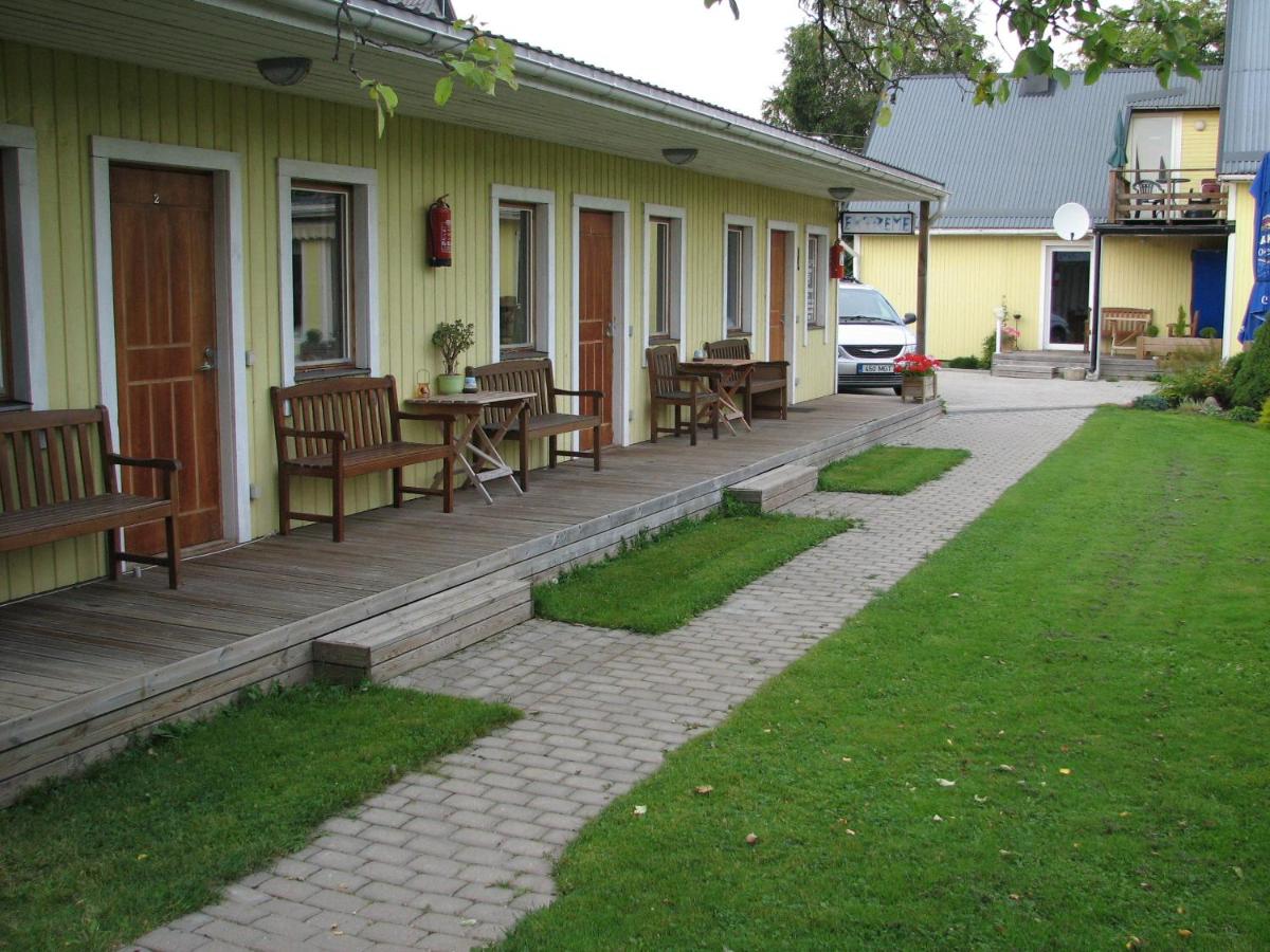 Kaare Guesthouse - B&B